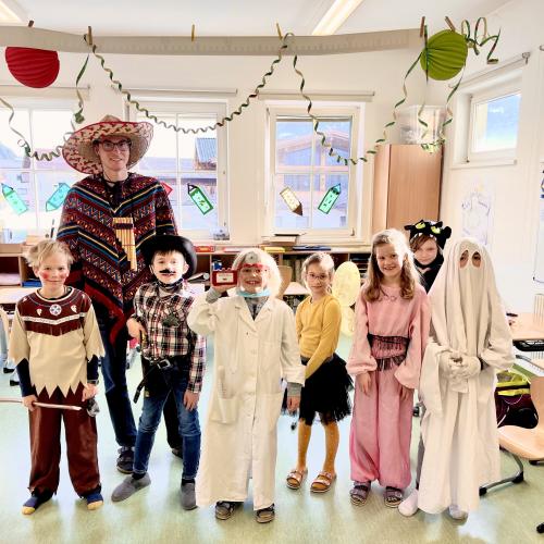 Fasching Zweitklässler