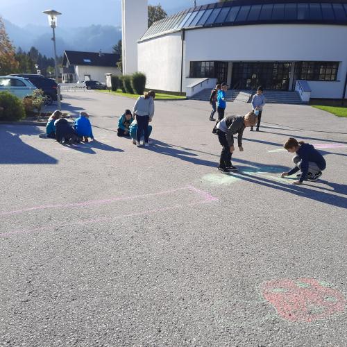 Platz mehrere Kinder