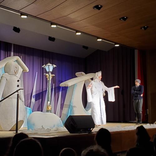 Die Schneekönigin erscheint