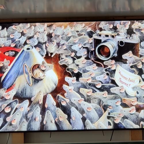 Alle Mäuse bestaunen die Selbstbaurakete